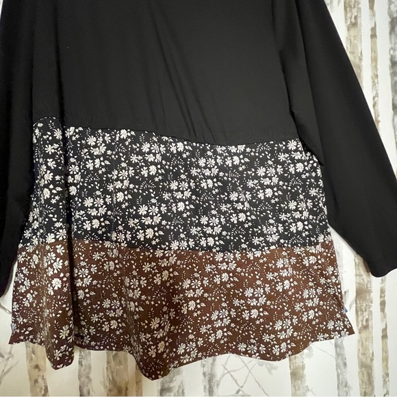 Bloomchic Size 26 Women’s Top- A Blend of Comfort and Style! P2P:26” L:33” NWOT - Picture 8 of 8